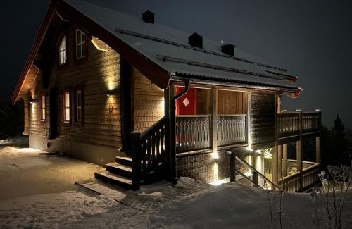 Jarvso Apartment | Alpstigen 10B - Newly built sports cottage with lovely views (lower apt)