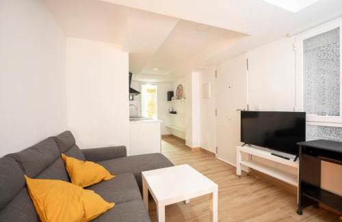 Zaidin Apartment | Alquibla relax y armonía con piscina junto a restaurantes y supermercados