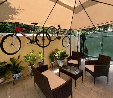 Zaidin Apartment | Alquibla relax y armonía con piscina junto a restaurantes y supermercados