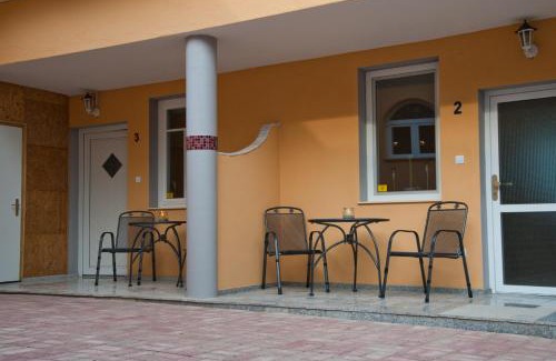 Dunaszekcso Apartment | Alt Baden Apartement