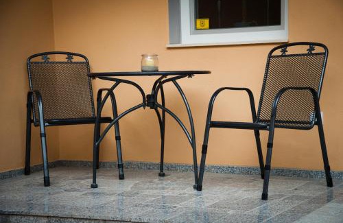 Dunaszekcso Apartment | Alt Baden Apartement
