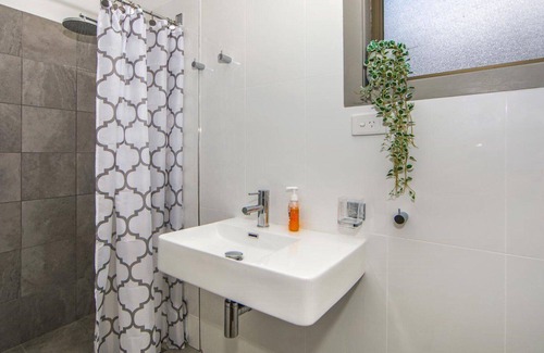 Bundook House | Altamira The Pines, TOP NOTCH