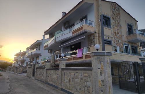 Salamis Apartment | ALTAVILLAS maisonettes