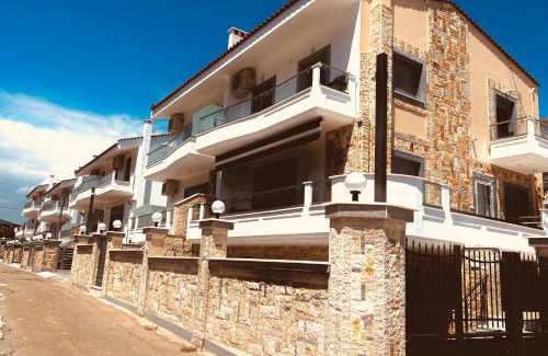 Salamis Apartment | ALTAVILLAS maisonettes
