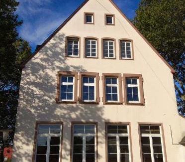 Motsch Apartment | Alte Schule Gästehaus - Fräulein Apartment