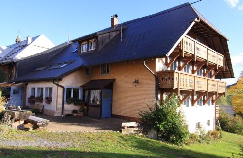 Bernau House | Alter-Kaiserhof