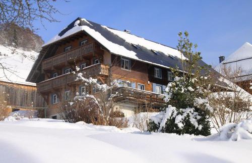 Bernau House | Alter-Kaiserhof