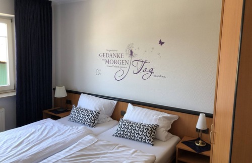 Loningen Hotel | Altes Gasthaus Stover