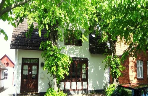 Arnis House | Altes Kapitänshaus