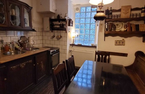 Ellenz-Poltersdorf House | "Altes Spukhaus" Beilstein - historic winegrower's house from 1880