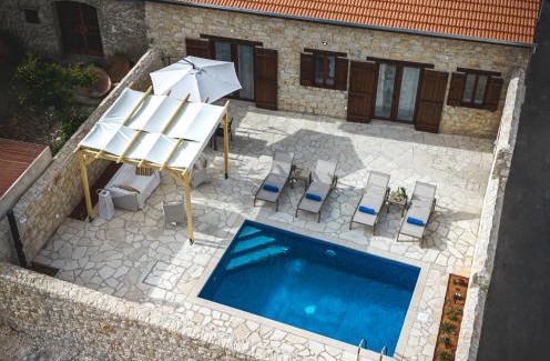 Lofou Apartment | Althaea Mare