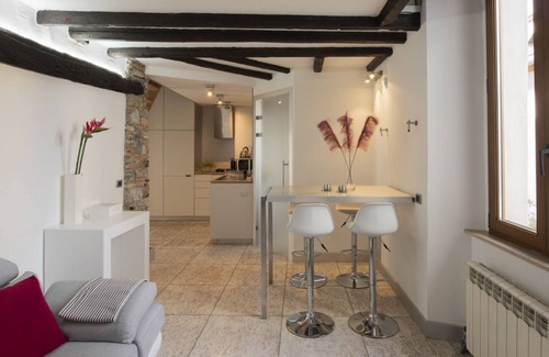 Como City Centre Apartment | ALTIDO Romantic Loft in Perfect Como Centre