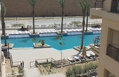Al-Khalifa Apartment | Alumia Marigold Suite 3BR Apt Pool Access