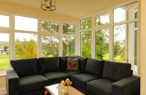 Newtonmore House | Alvey House