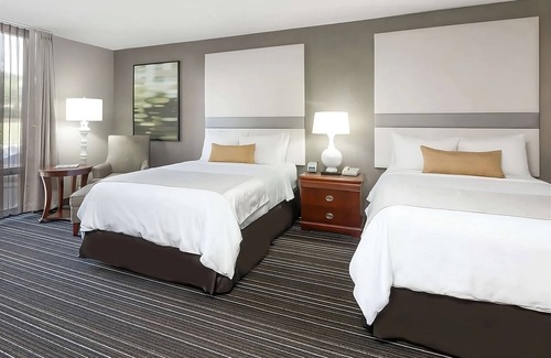 Atlanta Hotel | Always a Great Idea To Unwind! Pet-Friendly, w/Pool, Near Cumberland Mall