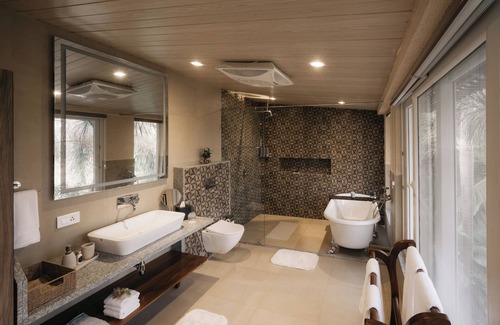 Anjuna Resort | Amã Stays & Trails Assa 360, Goa