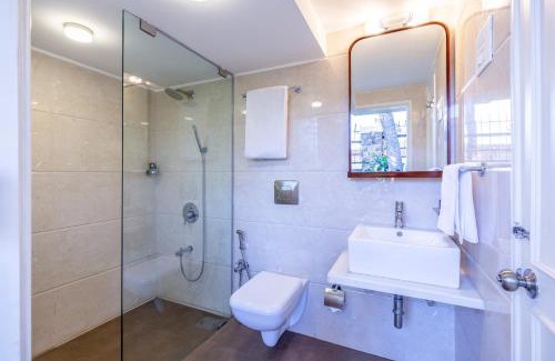 Mumbai Villa | amã Stays & Trails, Beach House Madh Island