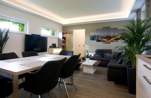 Marzahn Apartment | Am Schmeding