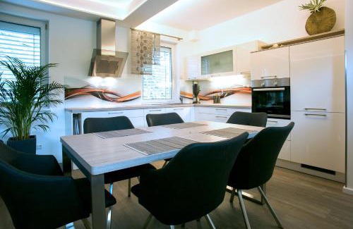 Marzahn Apartment | Am Schmeding