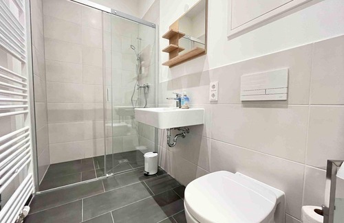 Amberg Apartment | (AM1089) Modern fitter's apartment