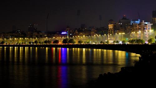 Masjid Bandar Hotel | Aman Hotel near CST