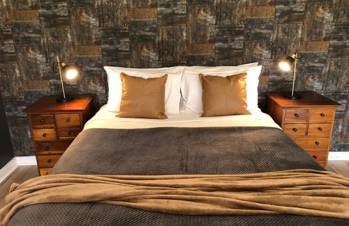 Tatachilla Bed & Breakfast | Amande Bed and Breakfast