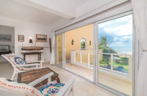Watamu Villa | Amani Beachfront Villa by YourHost