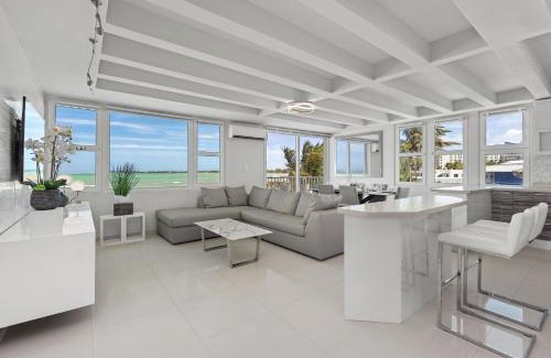 Isla Verde Apartment | Amapola SeaSide Beach Front Apartment