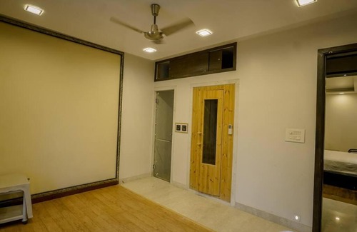 Jamwa Ramgarh Villa | Amayra The Luxury Farm