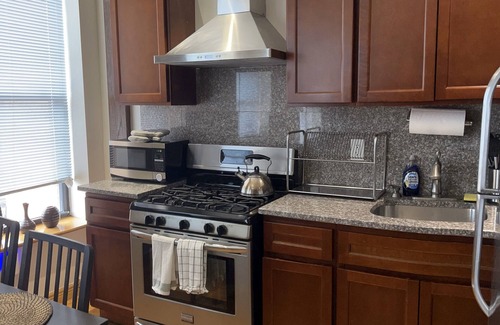 Bedford-Stuyvesant Apartment | Amazing 2 BR Brownstone Apt.