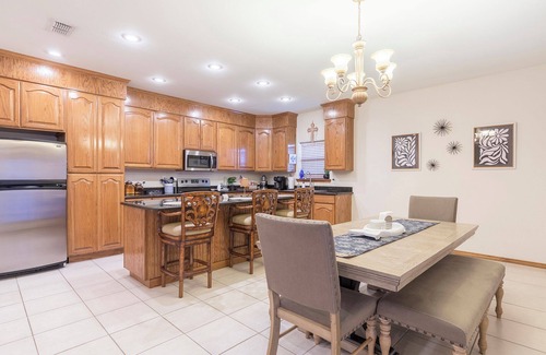 Arroyo City House | Amazing 3-bedroom 3- bathroom house with AC in Arroyo City on the water