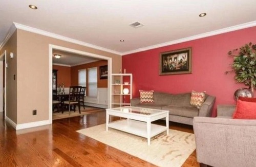 Franklin Square Apartment | Amazing 4 Bedroom In Franklin Square New York