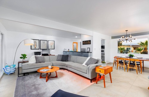 Desert Park Estates House | Amazing Amenities & Reviews -Pool, Private Hot Tub