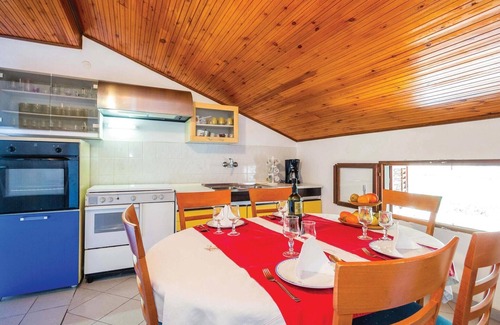Cesarica Apartment | Amazing apartment in Cesarica with WiFi