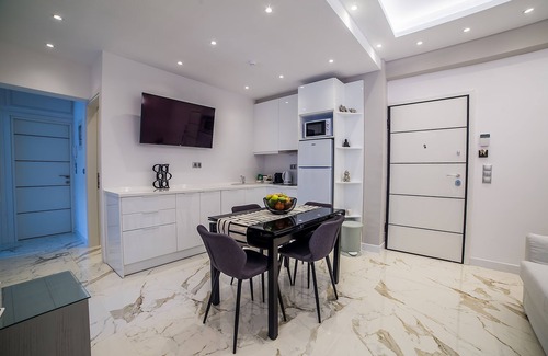 Glyfada Apartment | Amazing apartment in Glyfada center