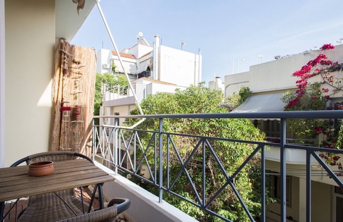 Athens Apartment | Amazing Apartment in Modern Athens