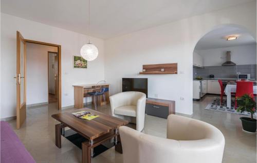 Gregovica Apartment | Amazing Apartment In Pula With Wifi