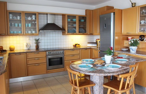 Hersonissos Centre Apartment | Amazing beachfront apartment in Hersonissos