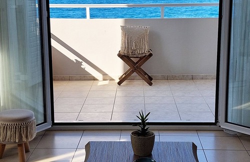 Hersonissos Centre Apartment | Amazing beachfront apartment in Hersonissos