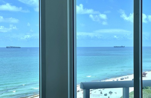 North Beach Condo | Amazing Beachfront Property. Oceanfront views.