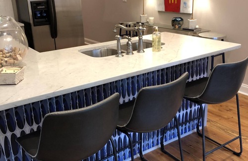 Oxford Condo | Amazing condo located one block from the square & walking distance to The Grove