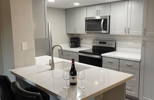 North Mountain Condo | Amazing condo with Mountain views all around overlooking pool