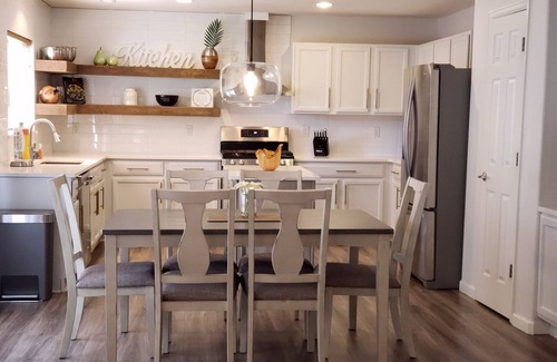 Meridian House | Amazing detached townhome with Garage in Parker