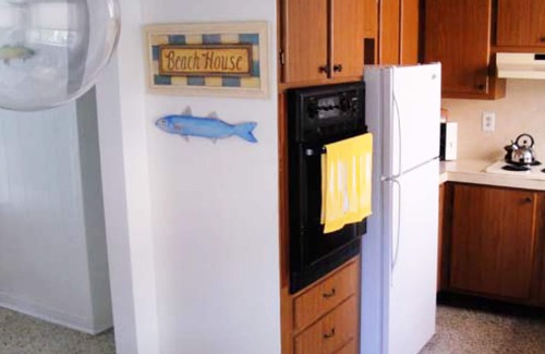 Cocoa Beach Condo | Amazing- fully furnished beachside condo!