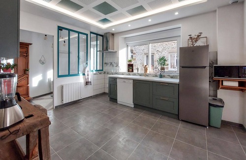 Neuilly-le-Vendin House | Amazing home in Neuilly le Vendin