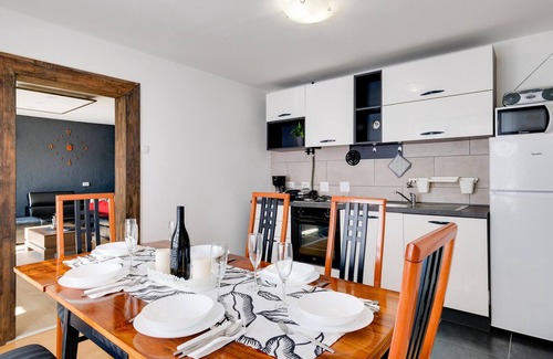 Strmec Stubicki House | Amazing home in Stubicke Toplice
