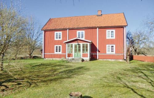 Kopparfly House | Amazing Home In Örsjö With Wifi