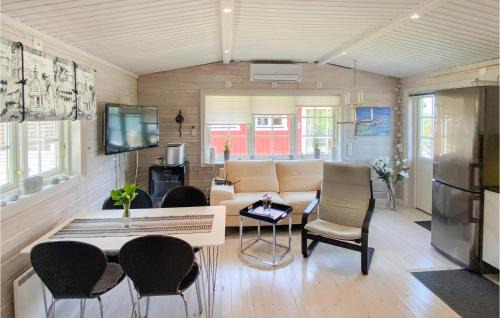 Sweden House | Amazing Home In Boxholm