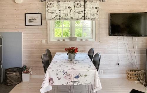 Sweden House | Amazing Home In Boxholm