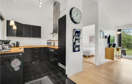 Tranum House | Amazing Home In Brovst With Kitchen